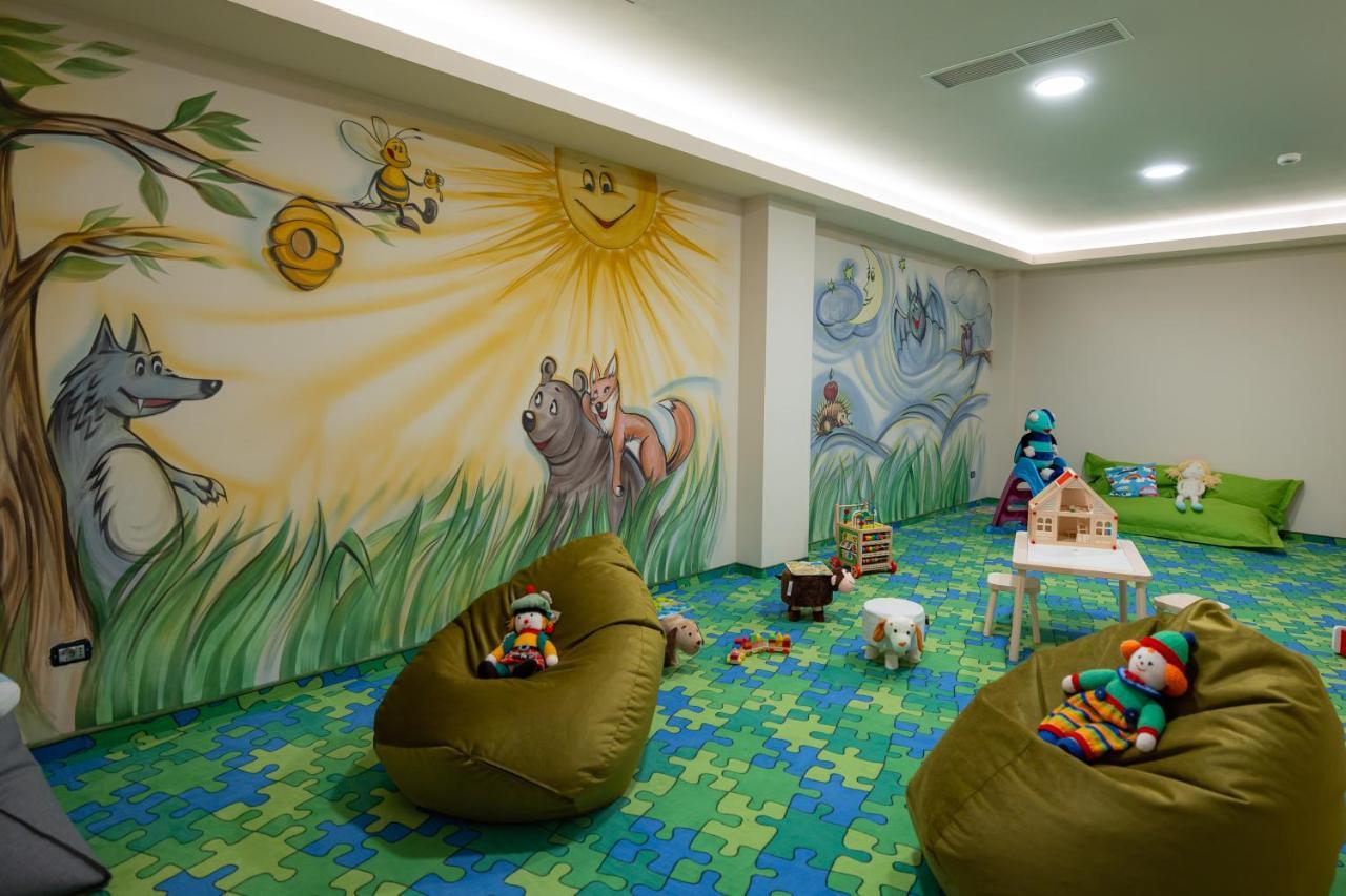 Hotel Belmont & Spa Sinaia Ngoại thất bức ảnh